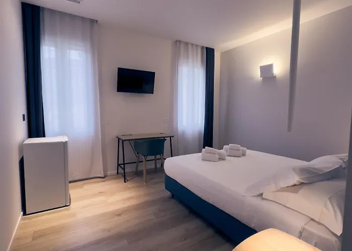 Dimora In Prato بيت ضيافة 3*