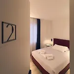 Dimora In Prato Padova