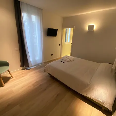 Prato Della Valle Guest house *