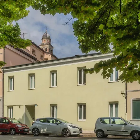 Dimora In Prato Pensjonat 3*